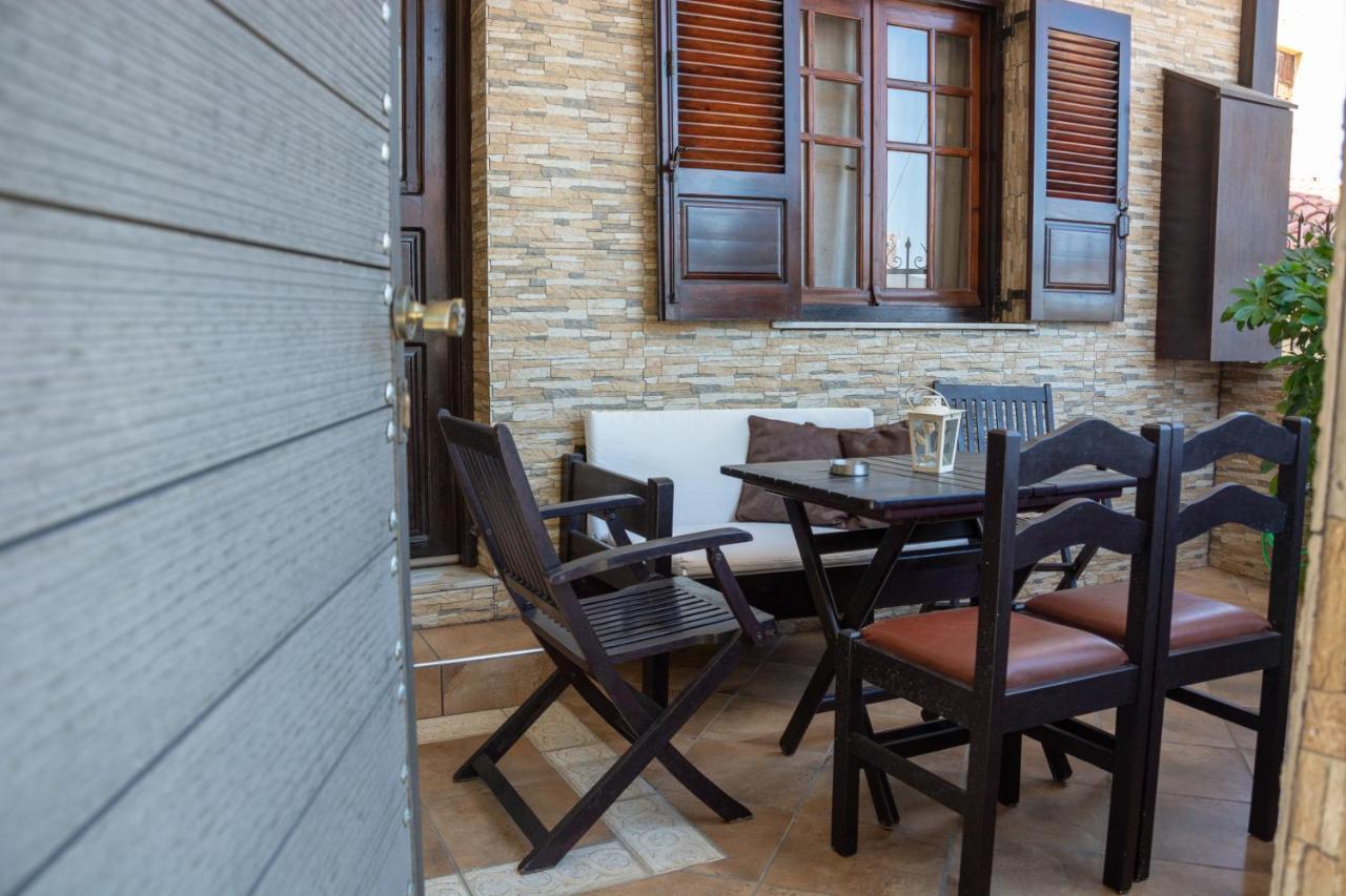 Margio Skiathos Apartments Екстер'єр фото